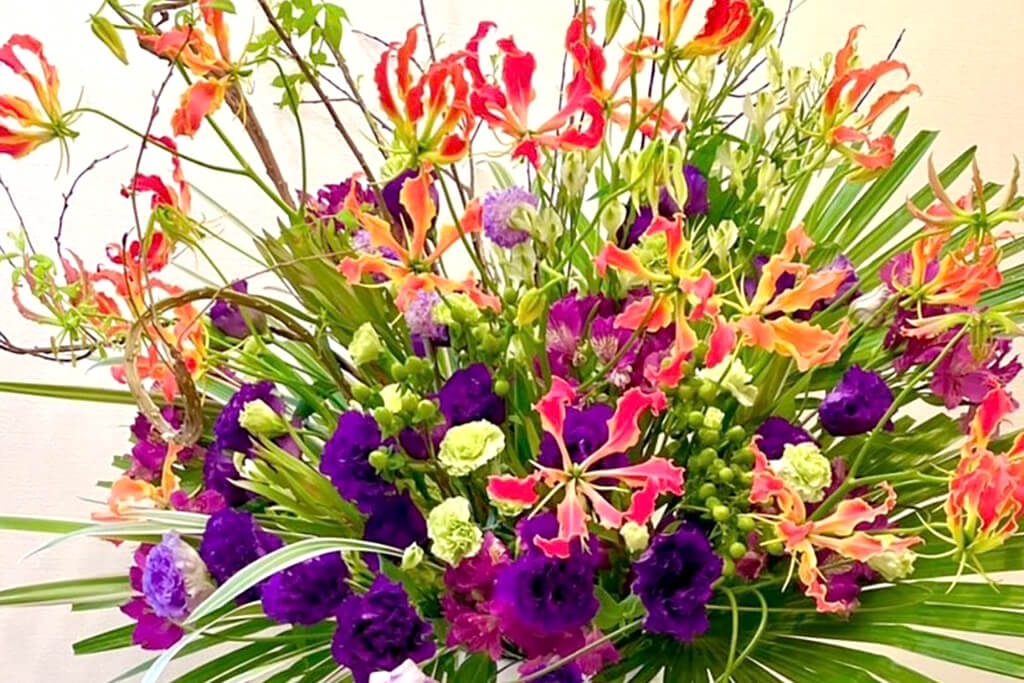 お祝いスタンド花